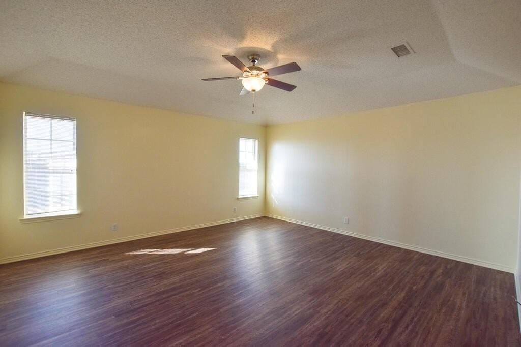5107 Pleasant Ct - Photo 5 of 18