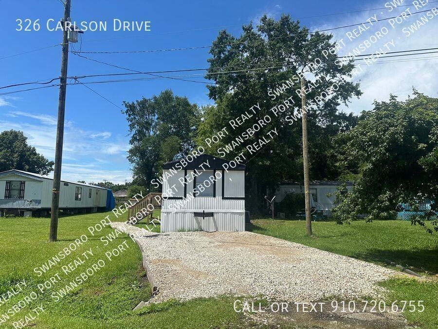 326 Carlson Dr - Photo 3 of 16