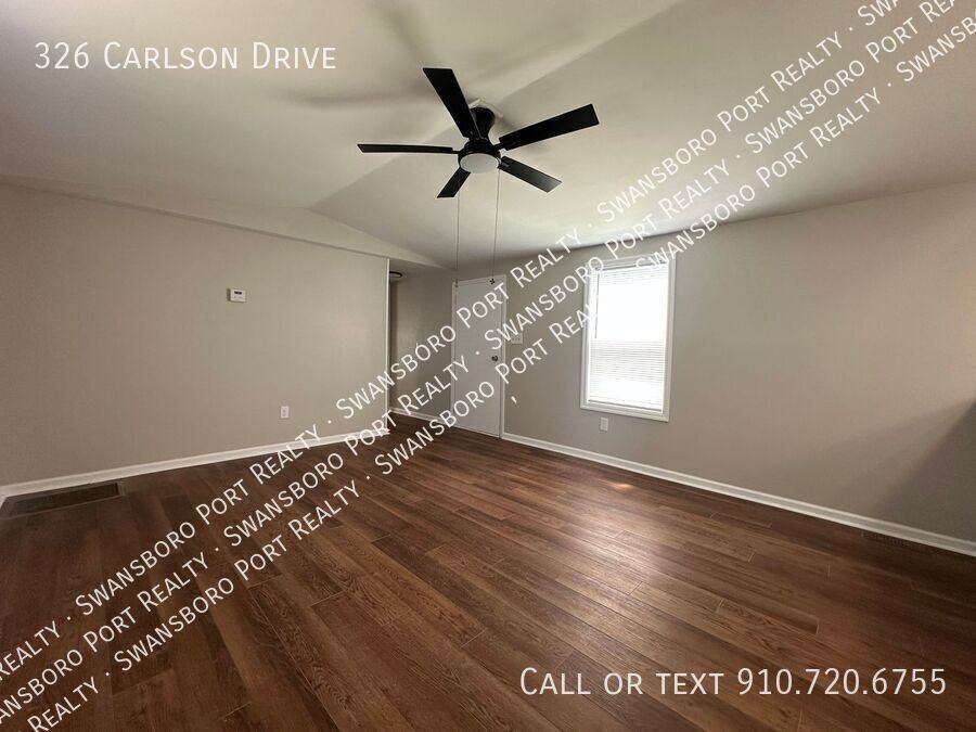 326 Carlson Dr - Photo 6 of 16