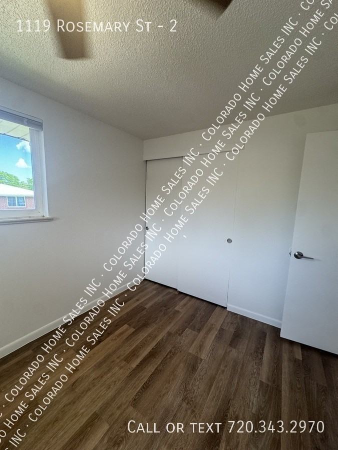 1119 Rosemary St #2 - Photo 5 of 17
