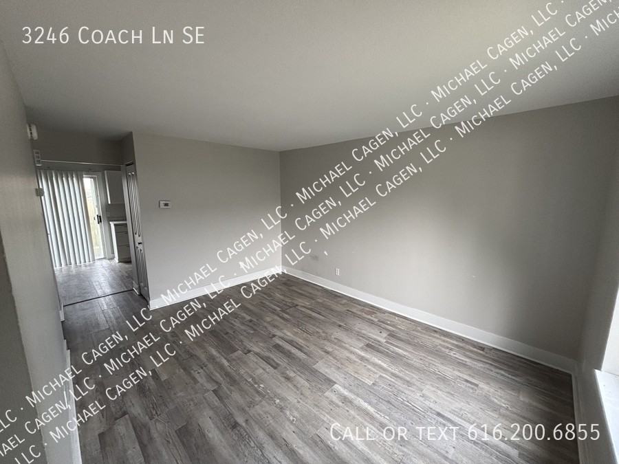 3246 Coach Ln Se - Photo 3 of 10