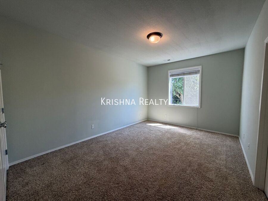 19076 Sw York St - Photo 5 of 14