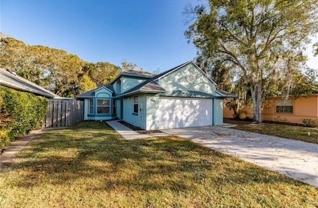 542 10th Pl - Photo 1 of 1
