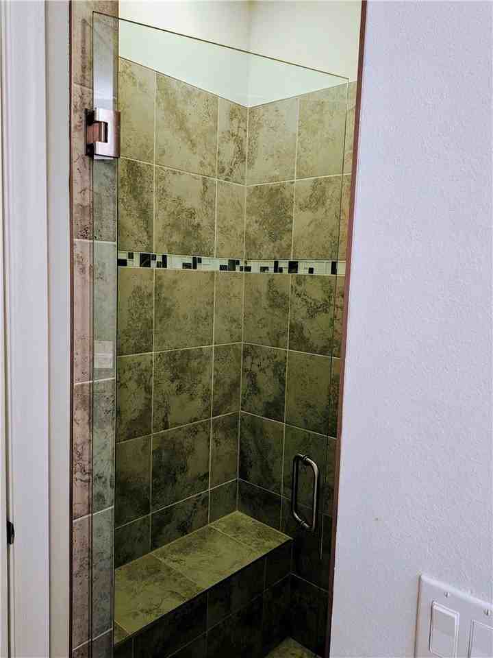 2557 Bella Vista Cir - Photo 6 of 17