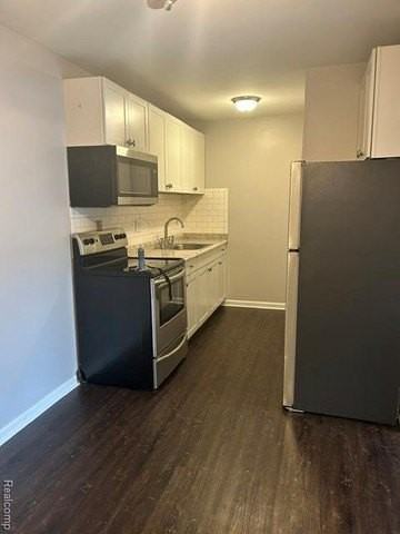 810 Plate St - Photo 4 of 8