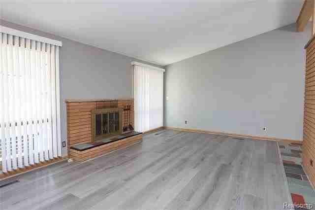 23695 Oak Glen Dr - Photo 7 of 28