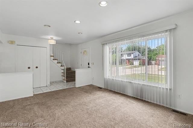 29640 Marshall St - Photo 5 of 15