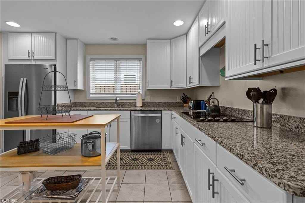 6506 Ocean Front Ave #A - Photo 6 of 23