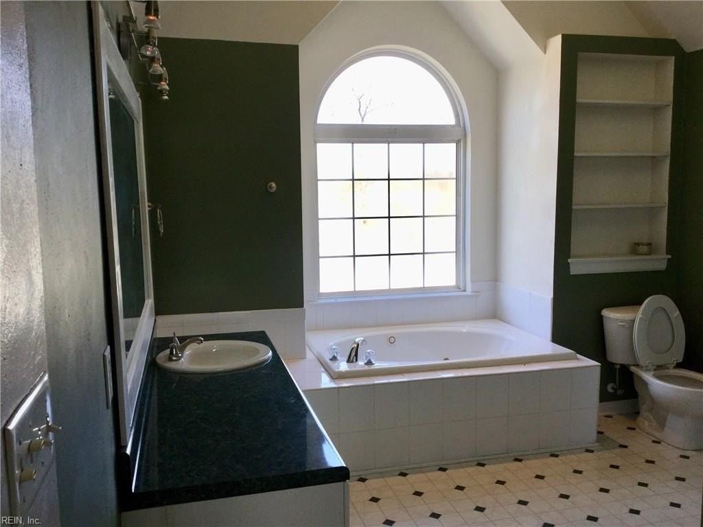 1700 Oliver Ave - Photo 3 of 7