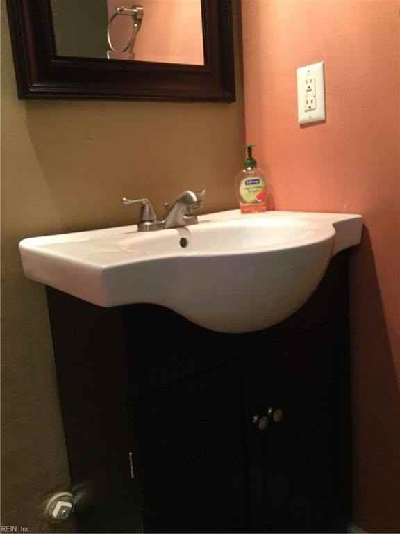 1700 Oliver Ave - Photo 5 of 7