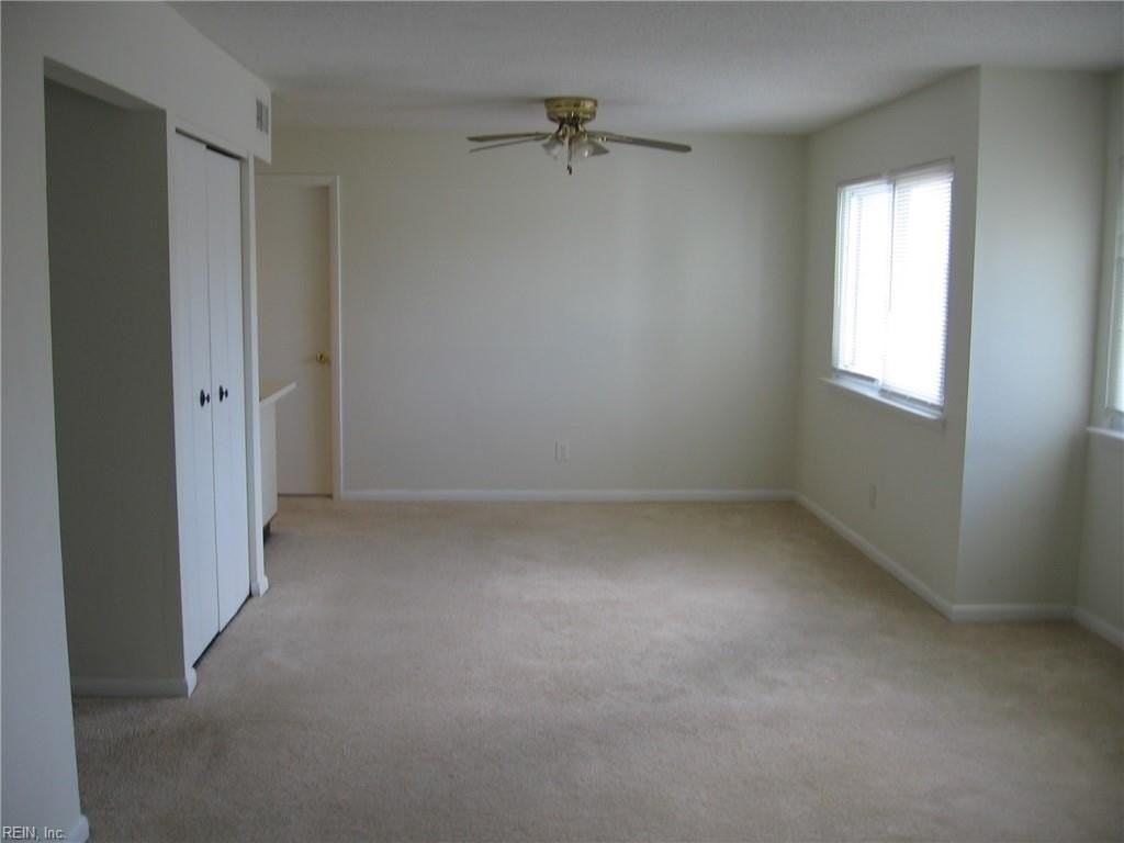 518 Pheasant Run - Photo 5 of 10