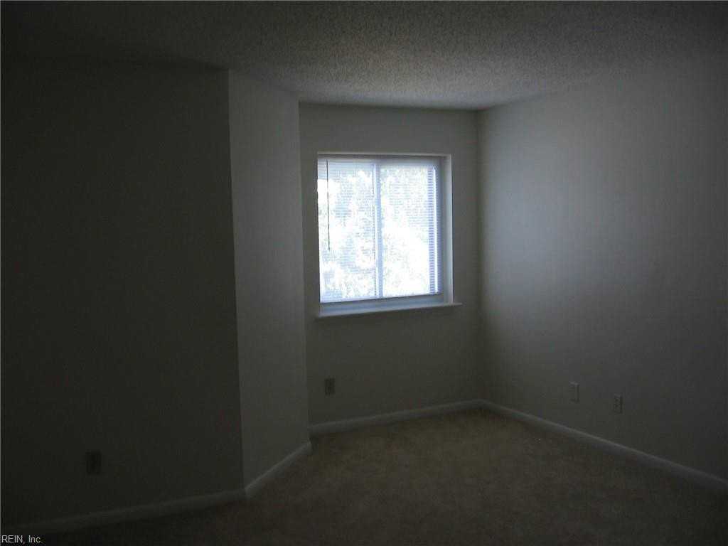 518 Pheasant Run - Photo 7 of 10