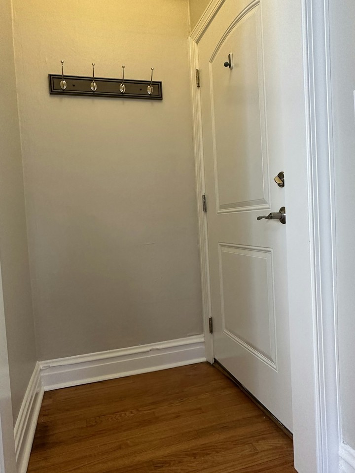 121 West 1st Street, Unit Apt 5 - Photo 2 of 12
