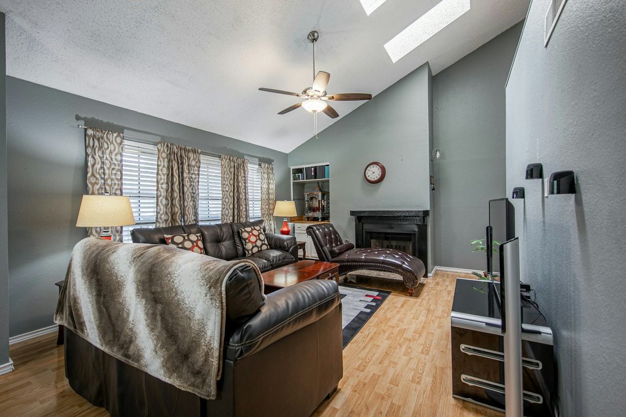 8611 Datapoint Dr Unit 46 - Photo 6 of 26