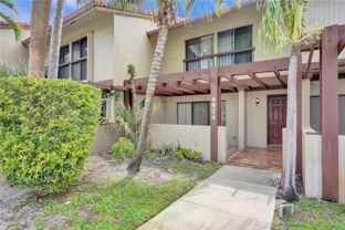 4924 Sheridan St - Photo 1 of 1