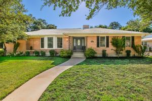 featured image of 5220 Lake Charles Dr #1