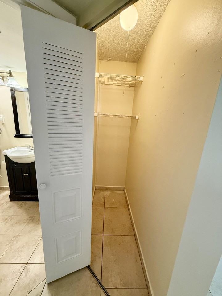 968 Coral Club Dr #968 - Photo 7 of 16