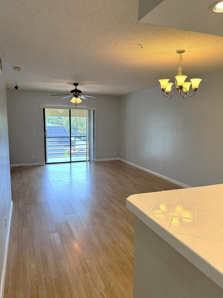 3351 Nw 85th Ave #312 - Photo 2 of 14