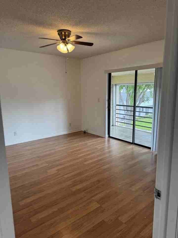 3351 Nw 85th Ave #312 - Photo 7 of 14
