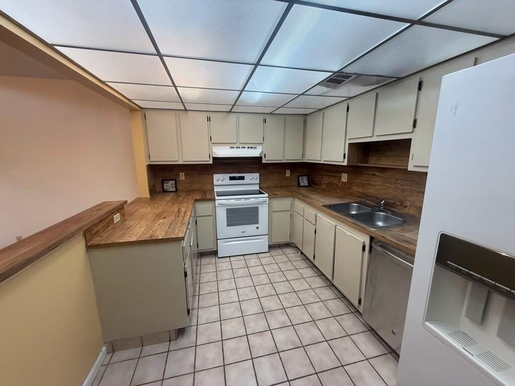 5006 S University Dr - Photo 4 of 4