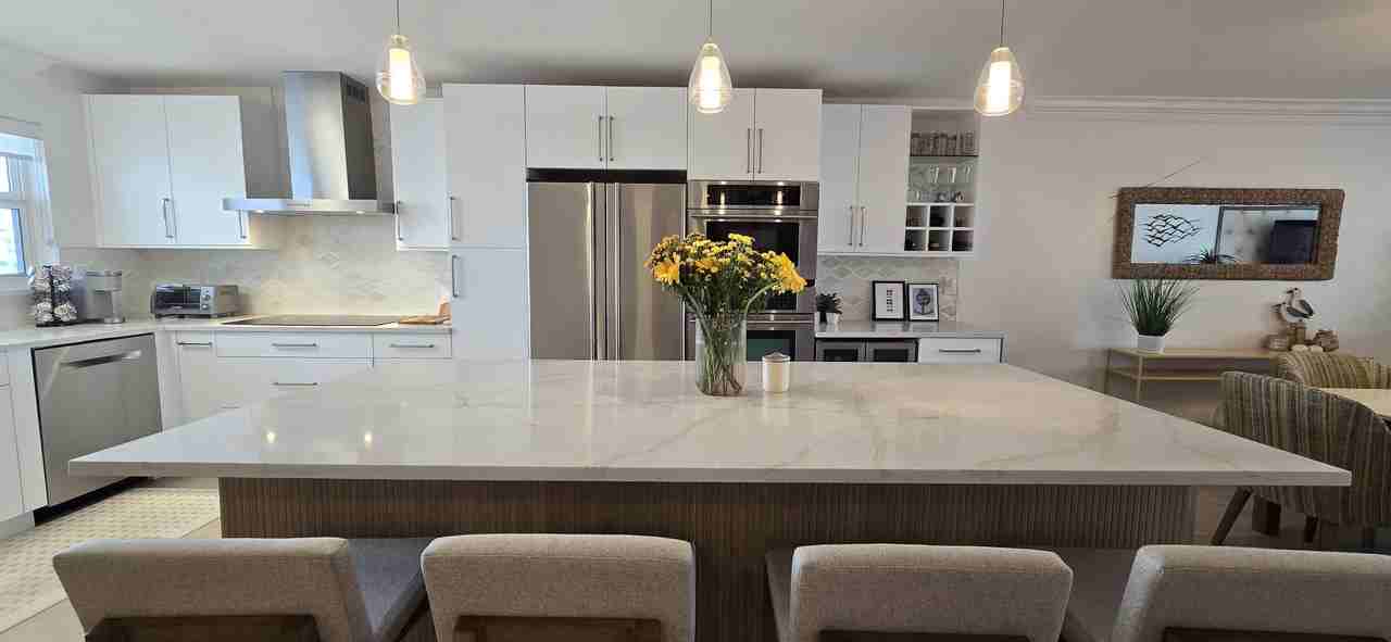 60 Yacht Club Dr #405 - Photo 5 of 31