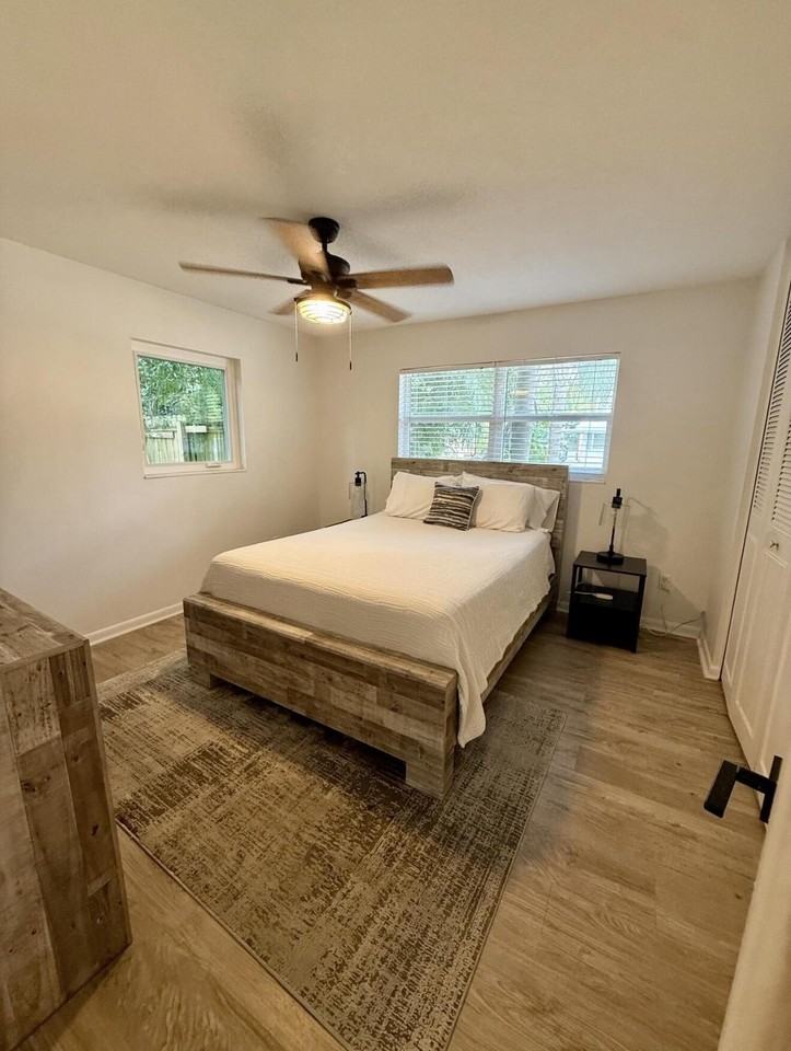 511 SW N RIVER POINT Drive - Photo 7 of 13