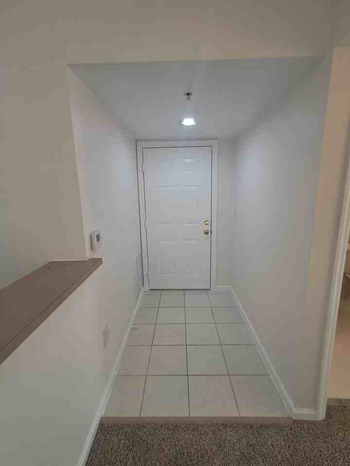 171 Sw Palm Dr #203 - Photo 3 of 28