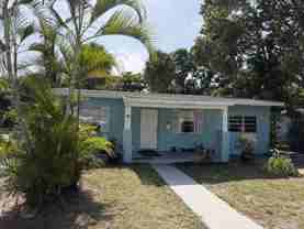 123 Sw 22nd Ave - Photo 1 of 1
