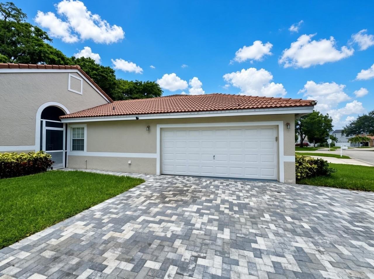 10160 Festival Way - Photo 4 of 25