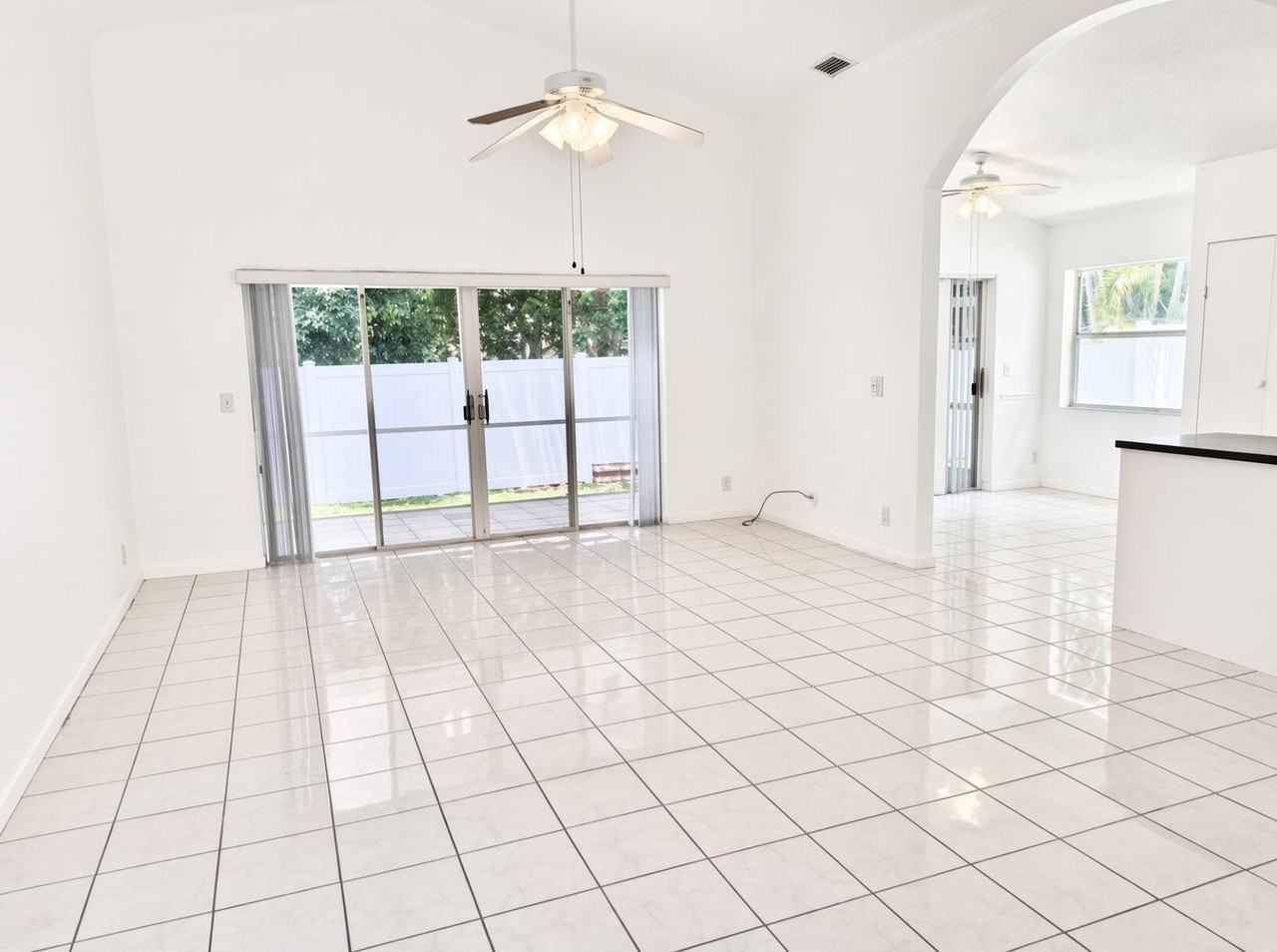 10160 Festival Way - Photo 5 of 25