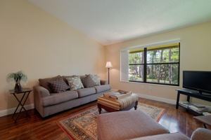 featured image of 13095 Belhaven Ct
