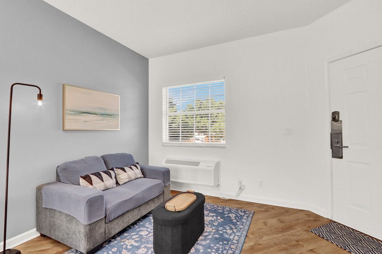 8034 Carnoustie Pl #B - Photo 4 of 35