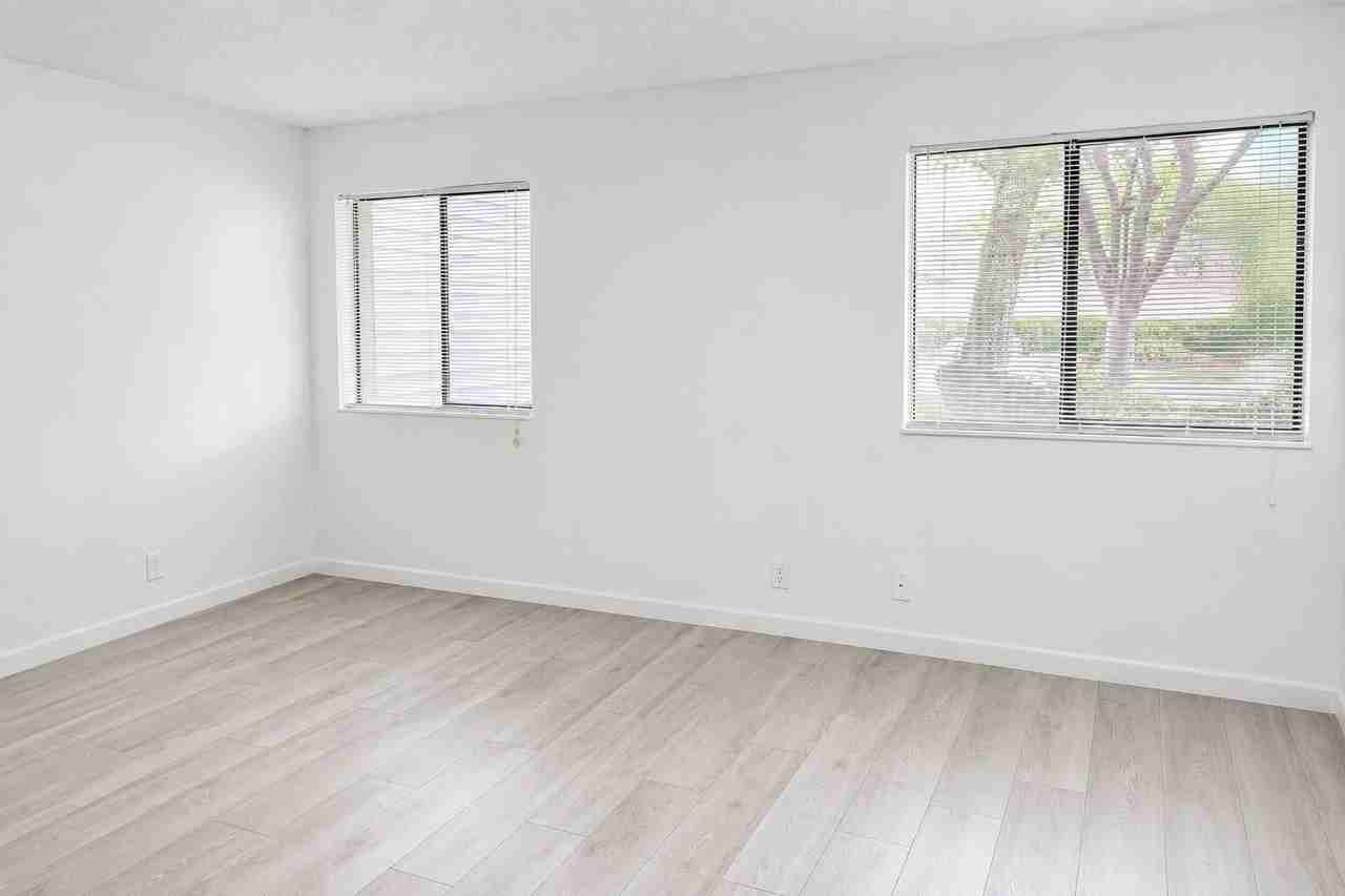 9816 Nw 36th St #6D - Photo 7 of 18