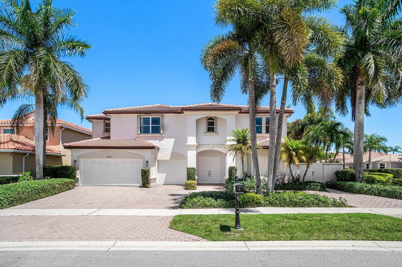 18715 Ocean Mist Dr - Photo 3 of 48