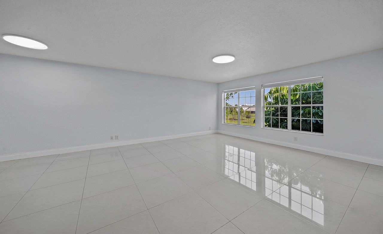 6300 La Costa Dr #H - Photo 7 of 36