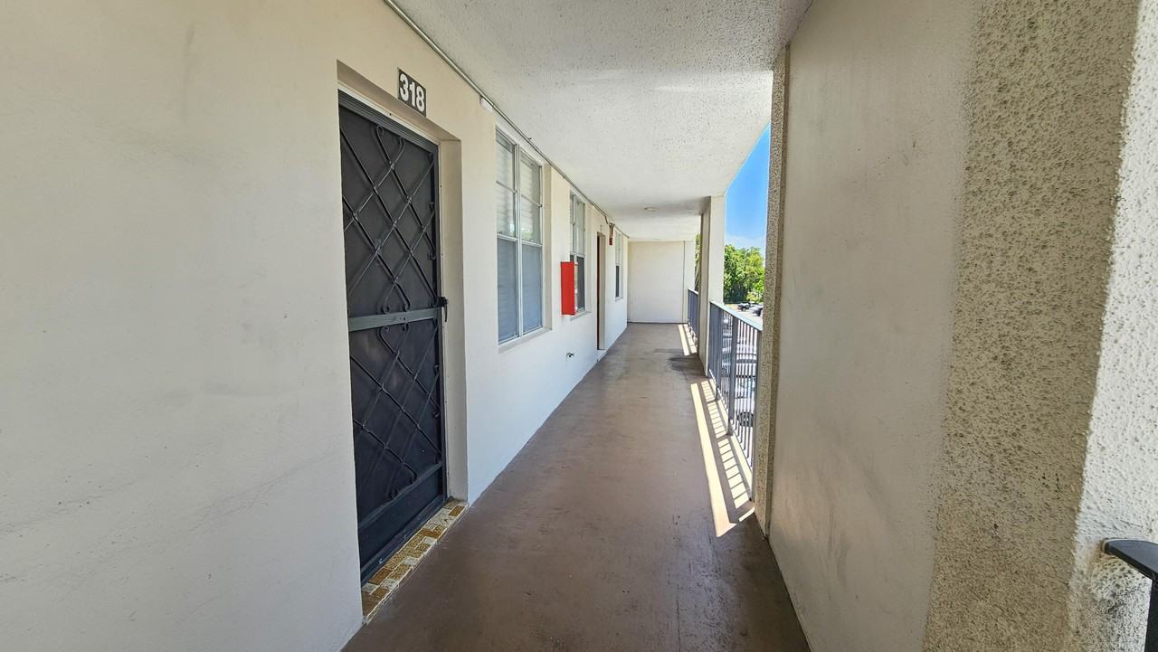 2650 Nw 49th Ave #318 - Photo 5 of 50