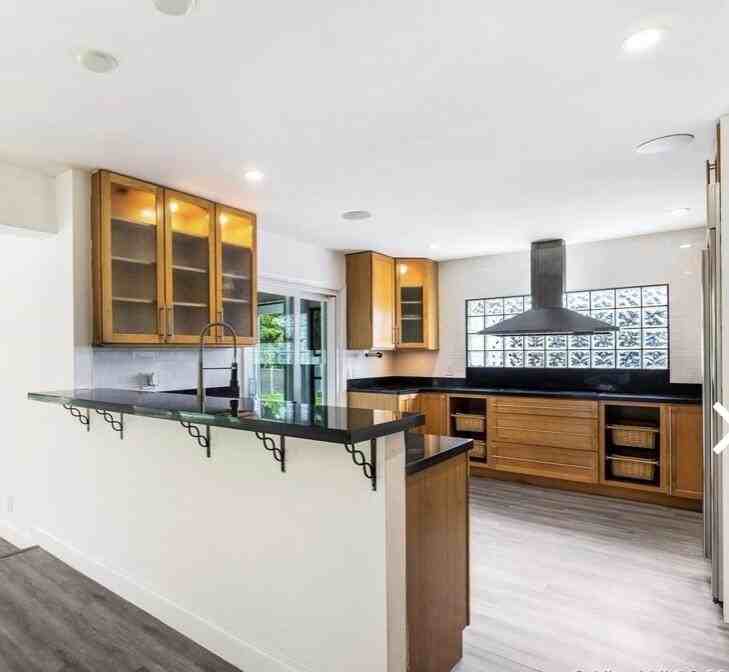 1000 Sw 19th St - Photo 7 of 13
