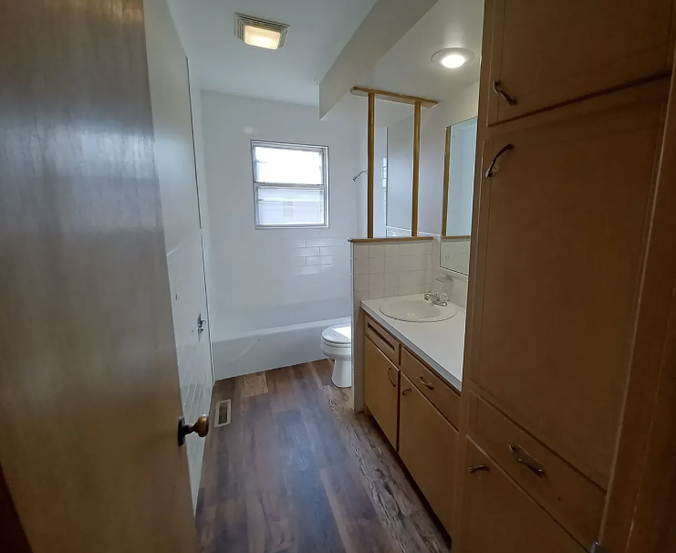 1850 West Rupe Avenue - Photo 2 of 10