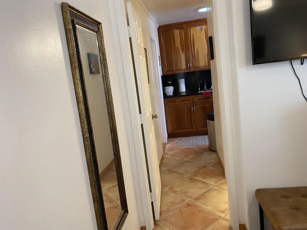 2921 Renault St - Photo 5 of 42