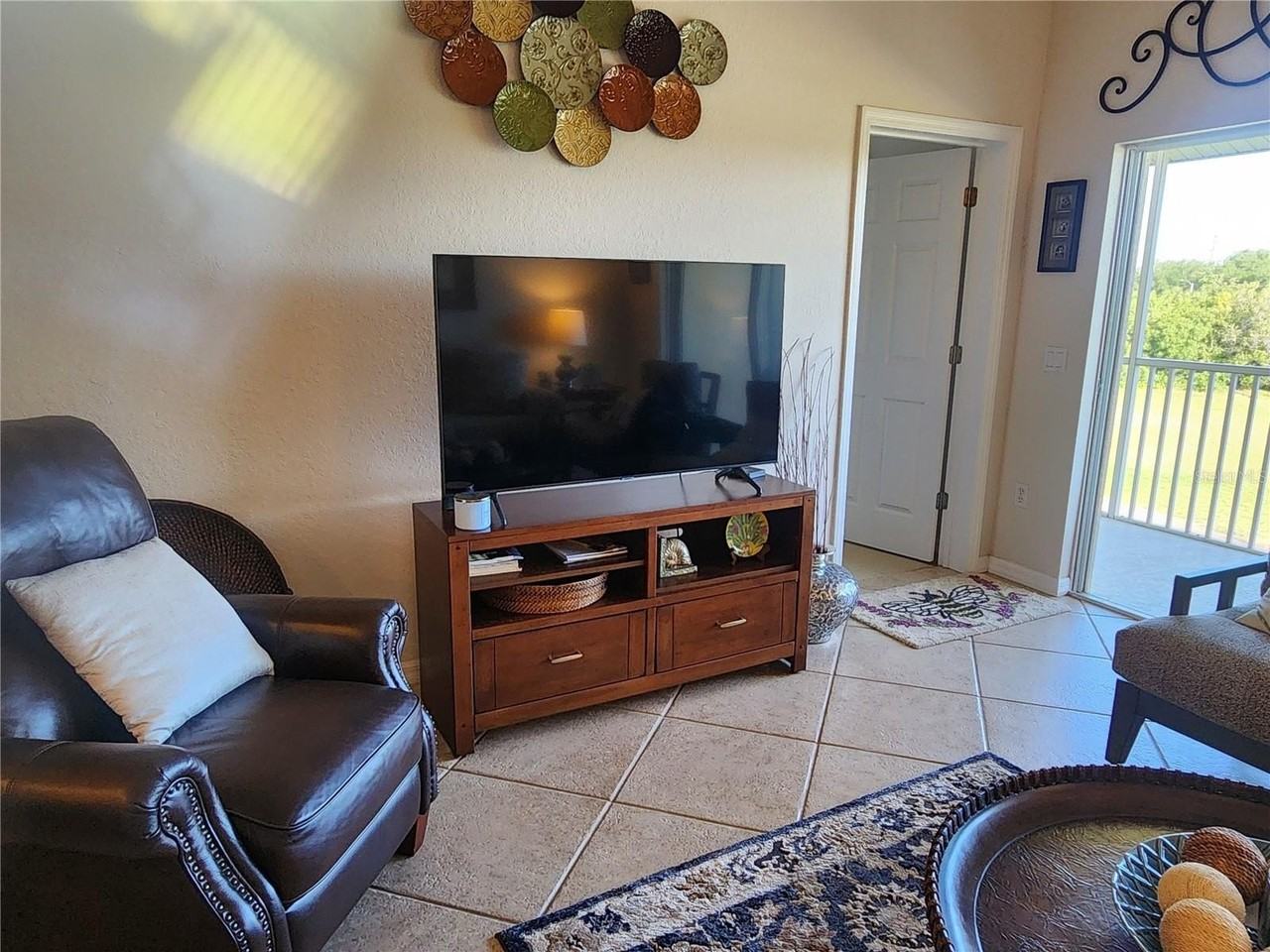 7224 Cedar Hollow Cir - Photo 3 of 27