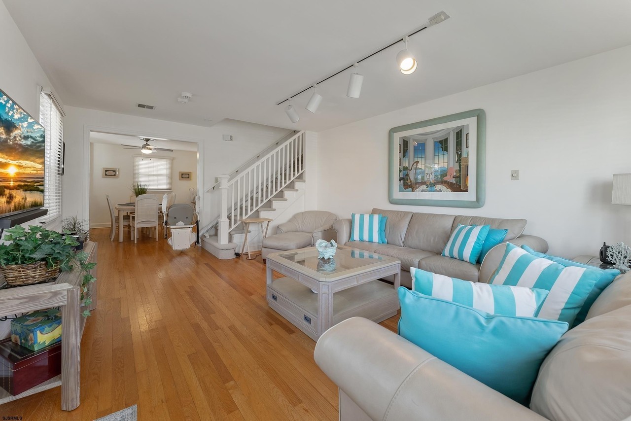 4 S Brunswick Ave - Photo 5 of 36