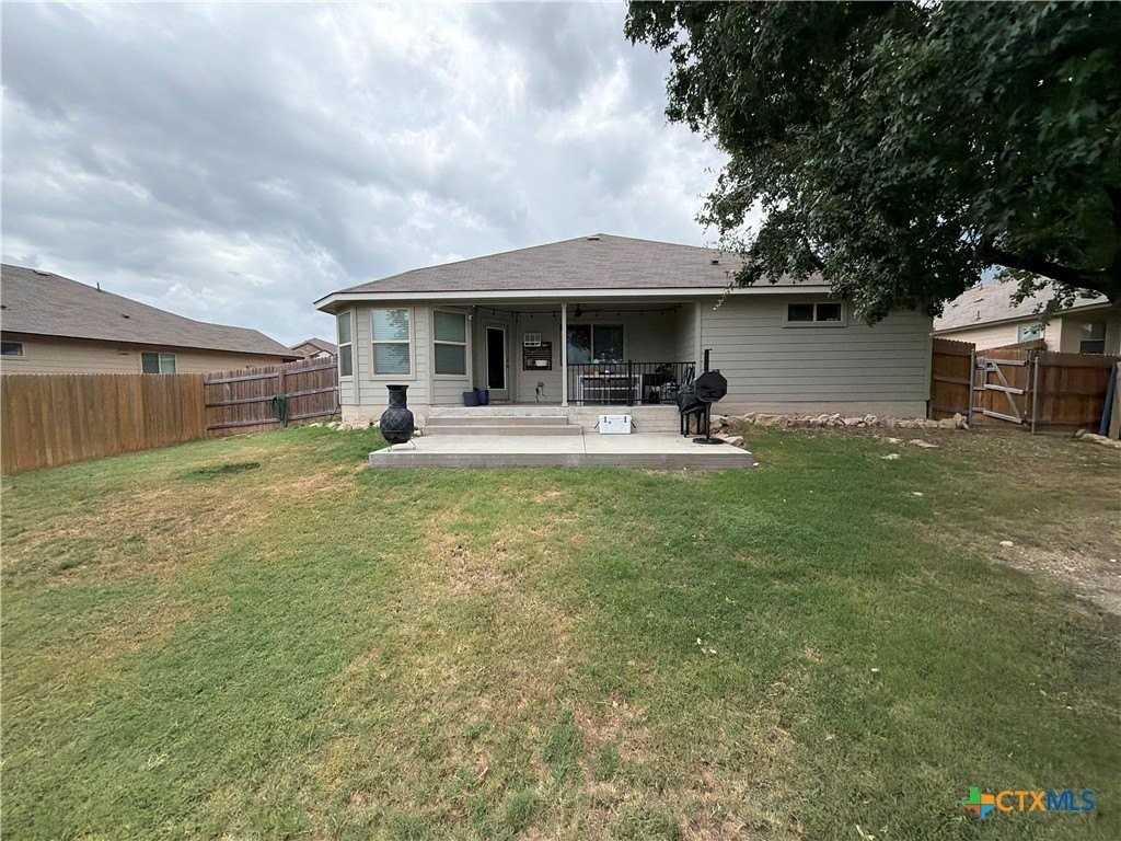 1824 Fall Creek Ct - Photo 4 of 39