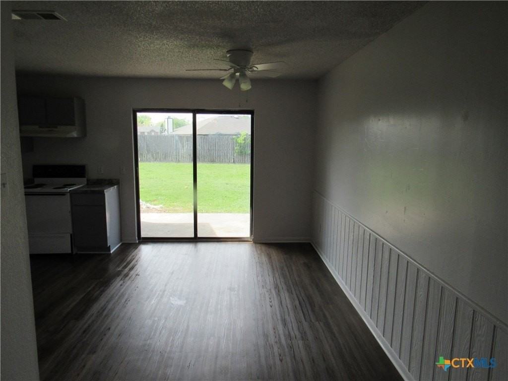 2603 Bermuda Dr #D - Photo 4 of 16