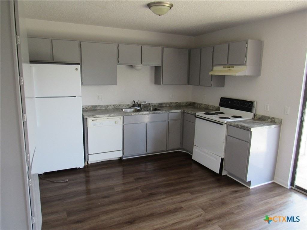 2603 Bermuda Dr #D - Photo 5 of 16