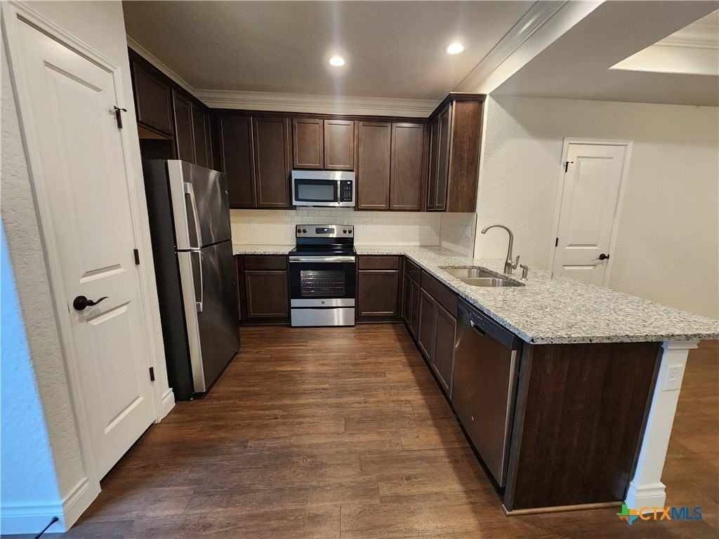 338 Untermaier St - Photo 7 of 19