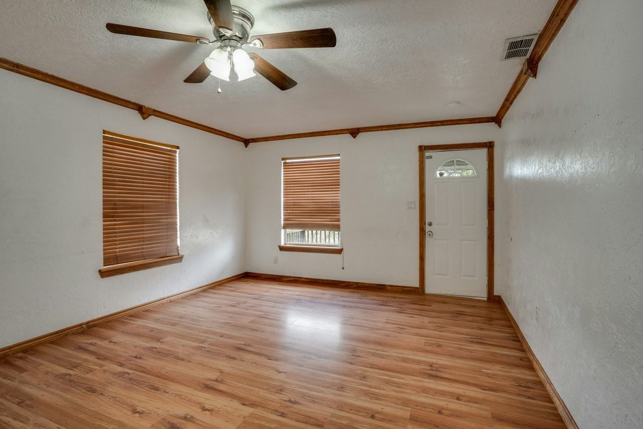 2904 Pennsylvania Road - Photo 5 of 20