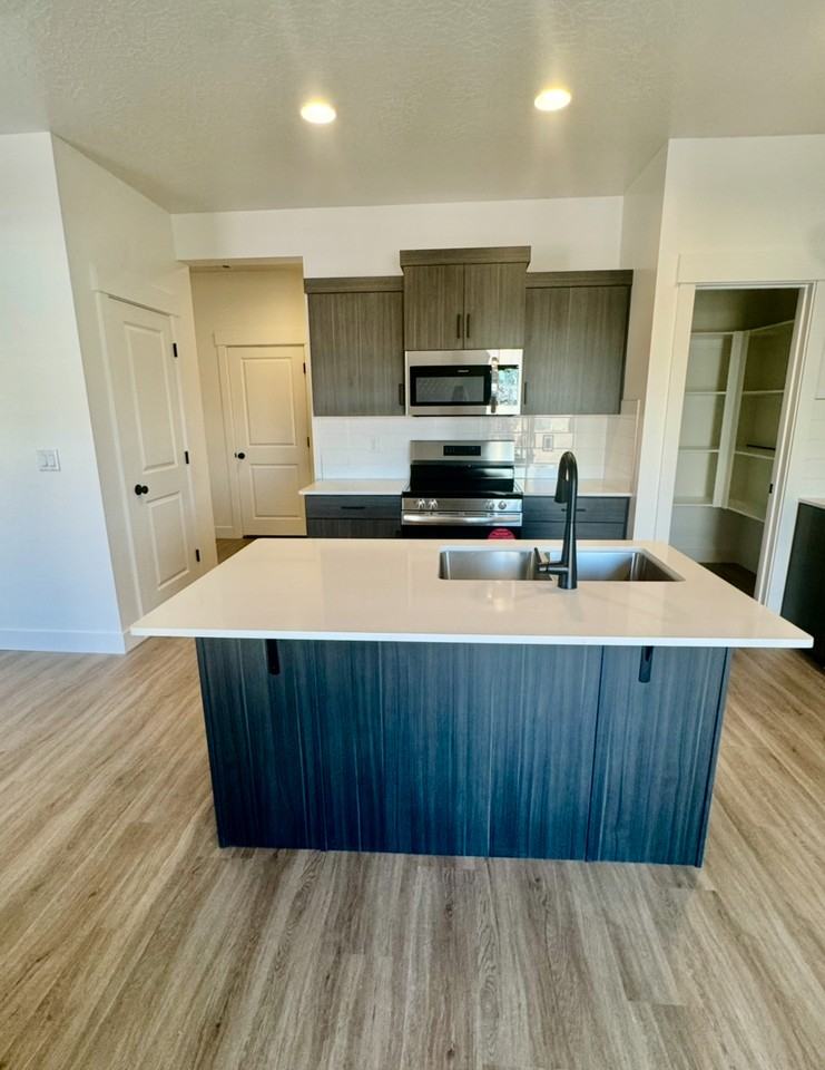 5645 S Aaron Ln #1 - Photo 3 of 18