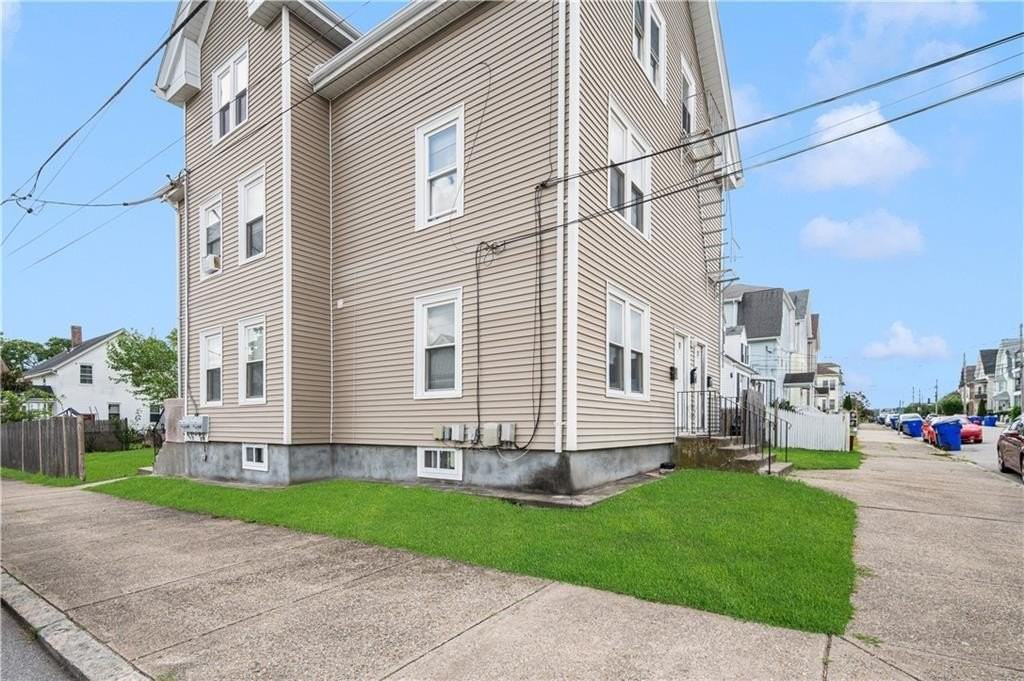 117 Englewood Ave #1 - Photo 2 of 14