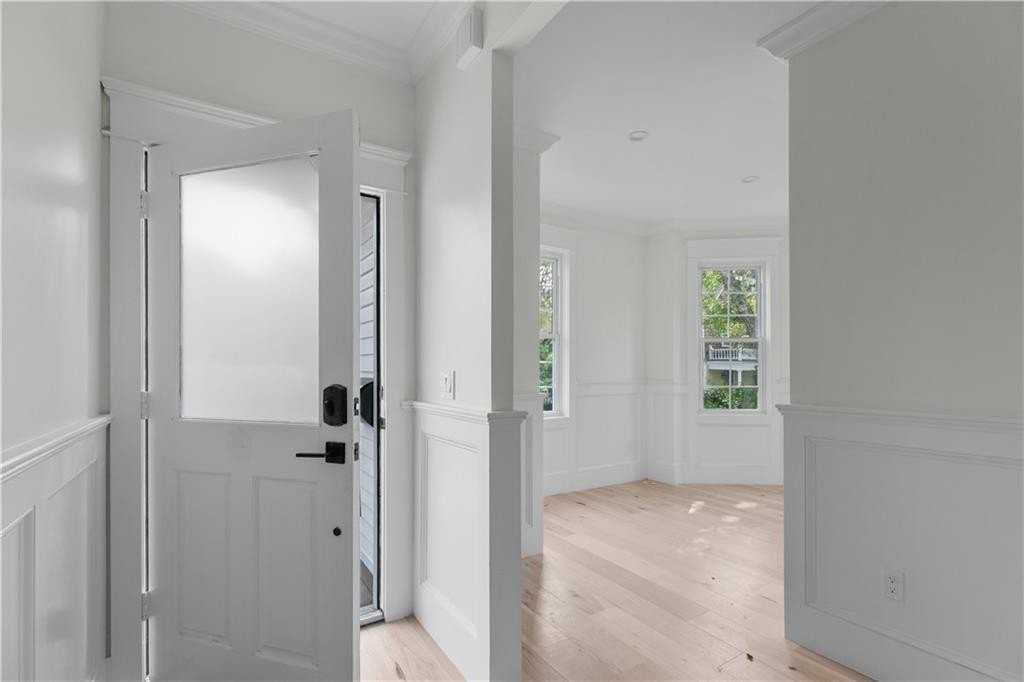 43 Rhode Island Ave - Photo 3 of 29