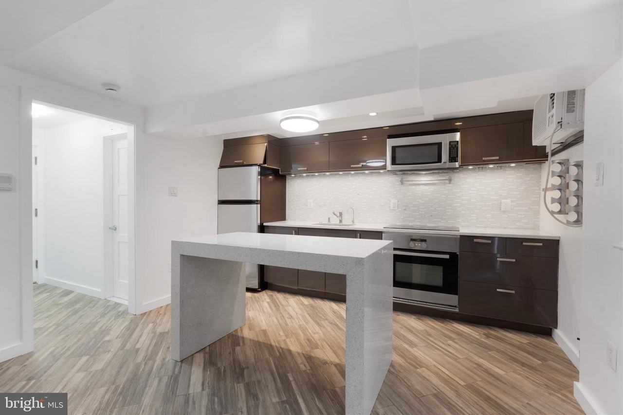 4481 Macarthur Blvd Nw #B2 - Photo 5 of 17